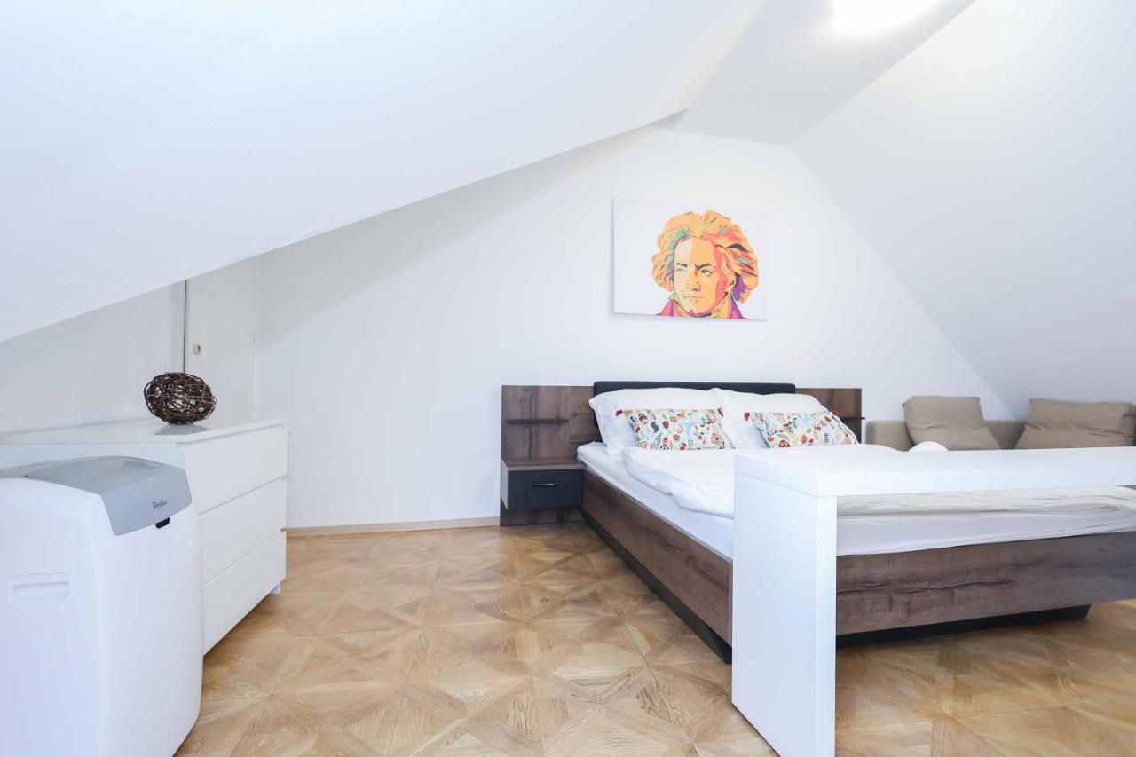 Beethoven Apartments Bratislava Exterior photo